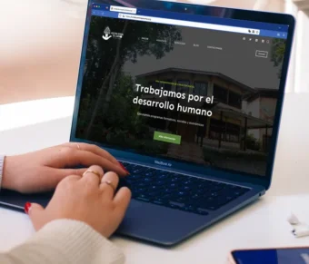 mockuuups-person-typing-on-a-macbook-air-mockup